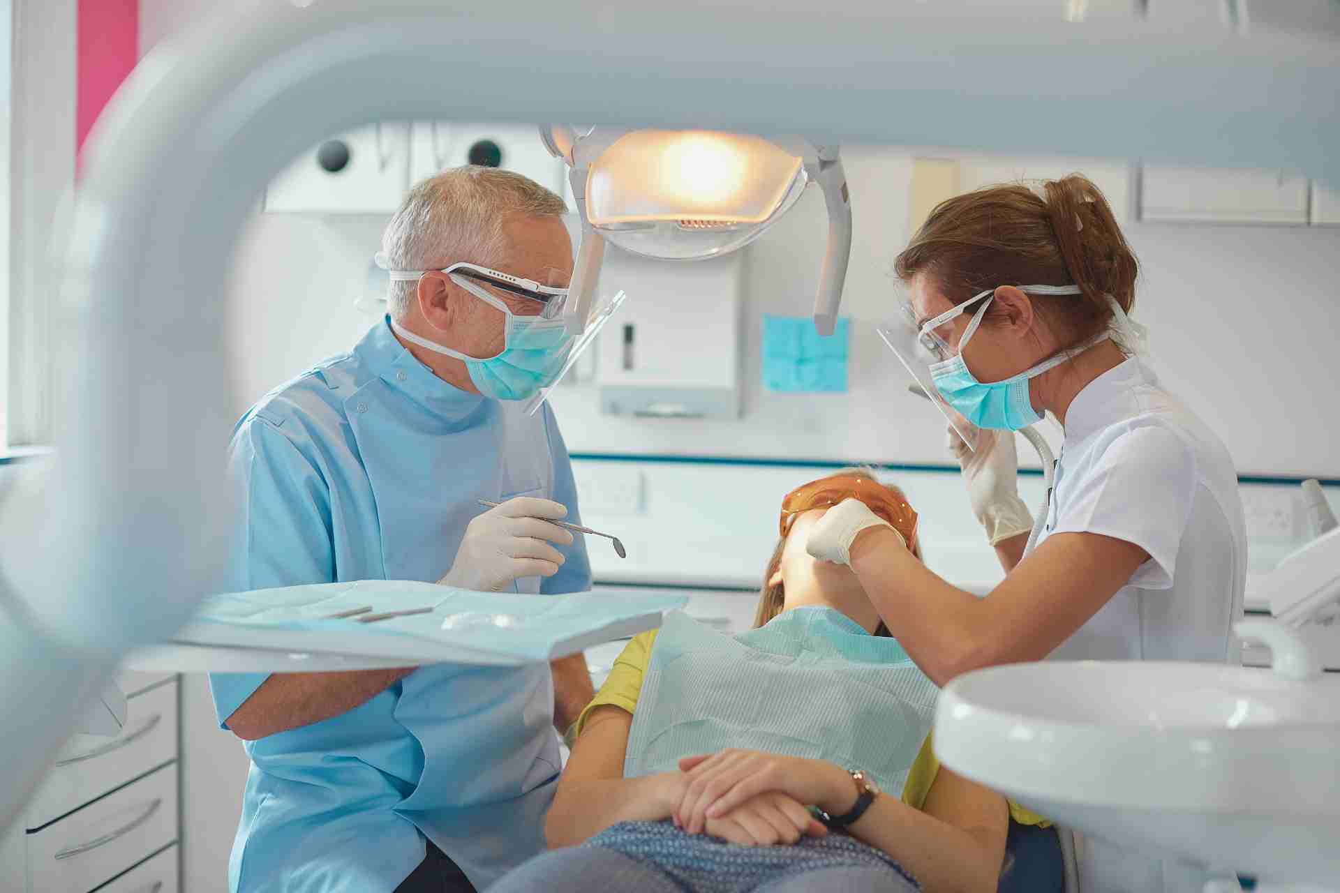 Dentist in Magnolia, KY